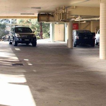 Quality Hotel Manor Mitcham Esterno foto