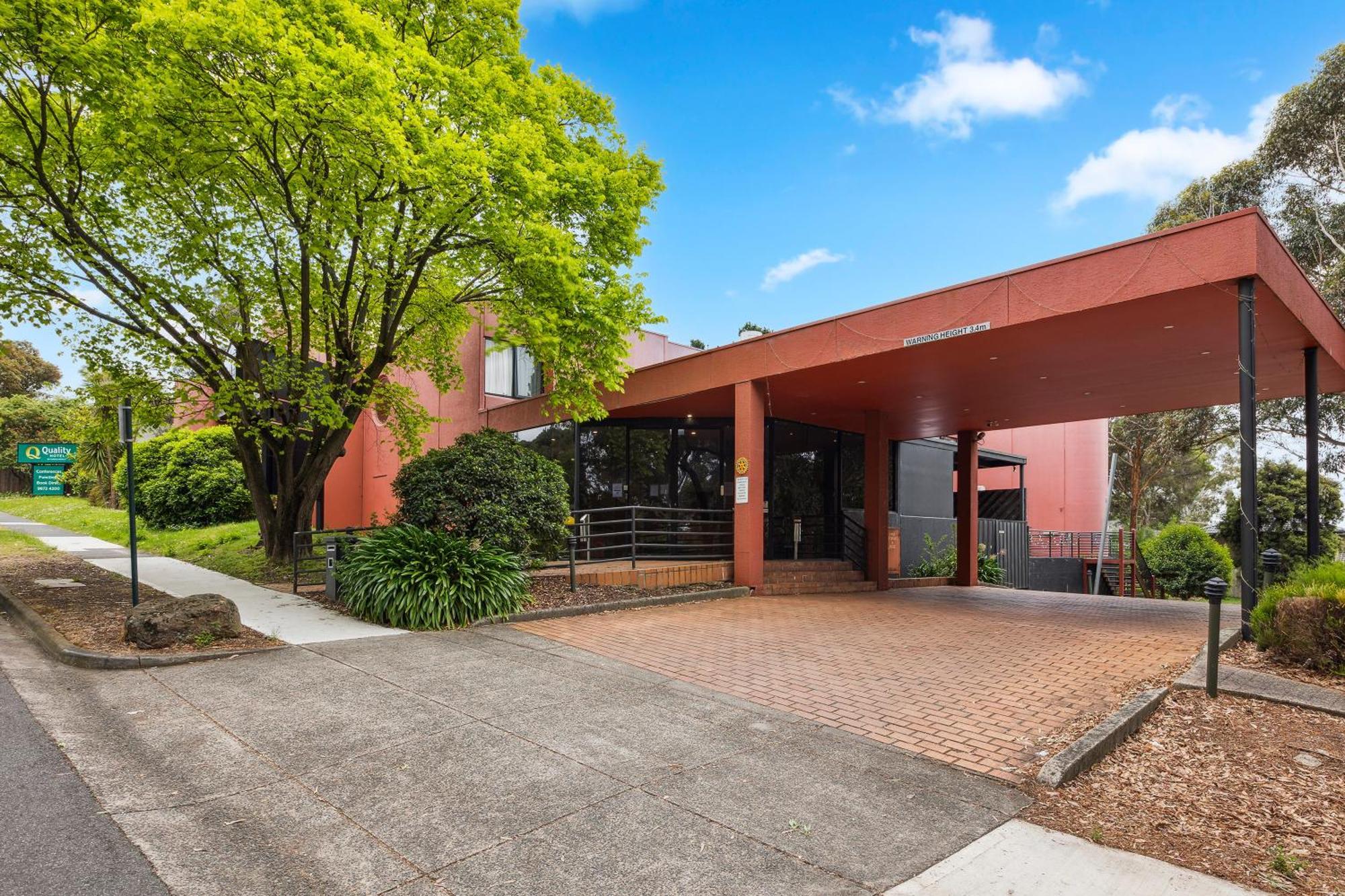 Quality Hotel Manor Mitcham Esterno foto